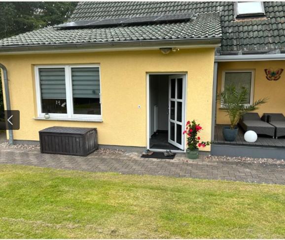 Ferien-Monteurwohnung In Idylischer Lage Dummerstorf Экстерьер фото